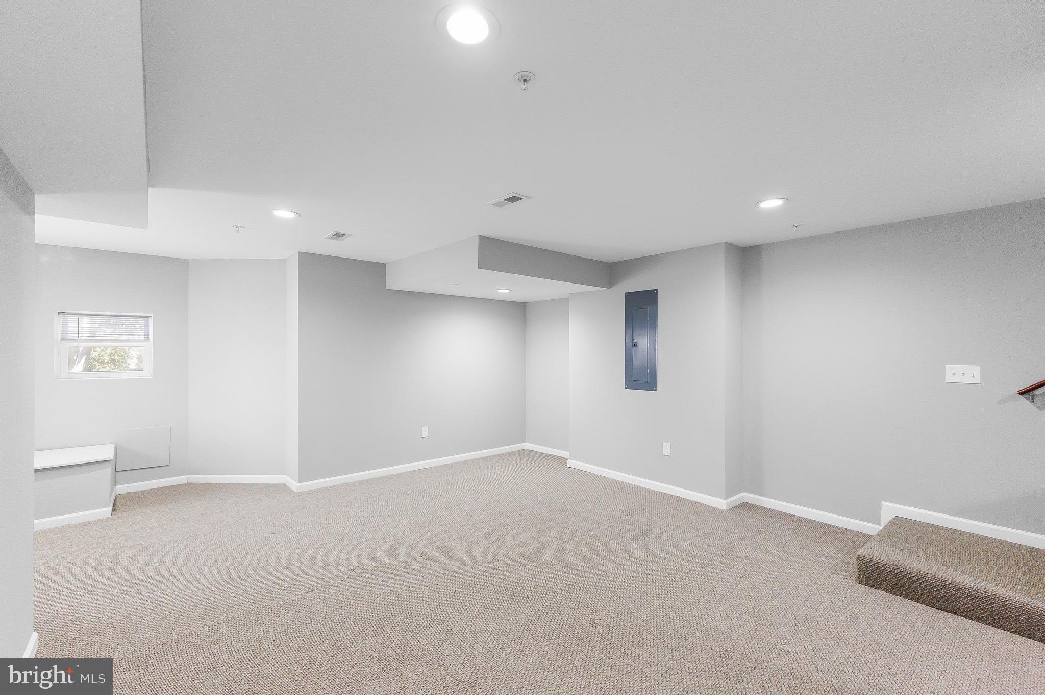 2917 13th Street Northwest Washington, DC 20009 - Photo 21 of 33 a view of empty room