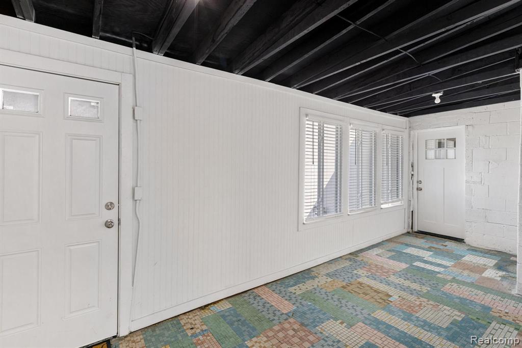 23831 John R Road Hazel Park, MI 48030 - Photo 16 of 49
