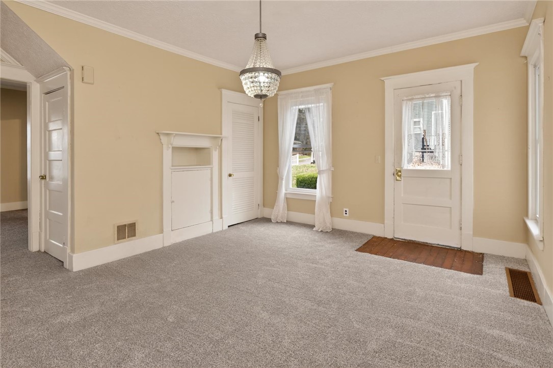 18 Pleasant Street Manchester, NY 14432 - Photo 12 of 34