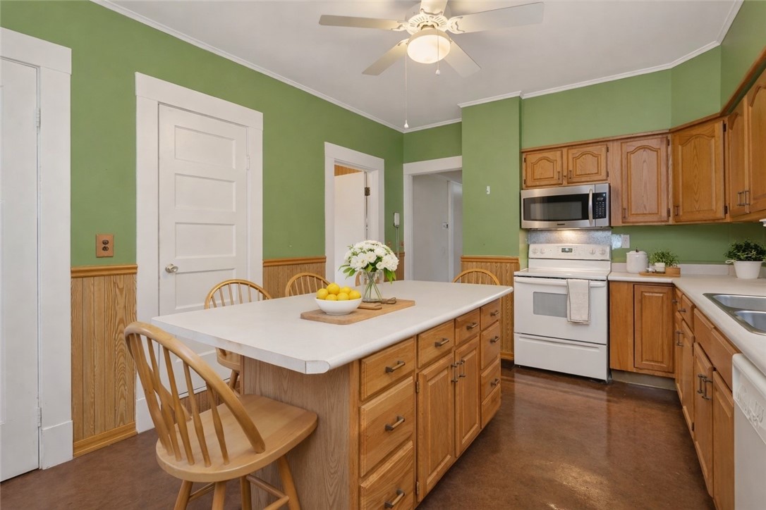 18 Pleasant Street Manchester, NY 14432 - Photo 15 of 34