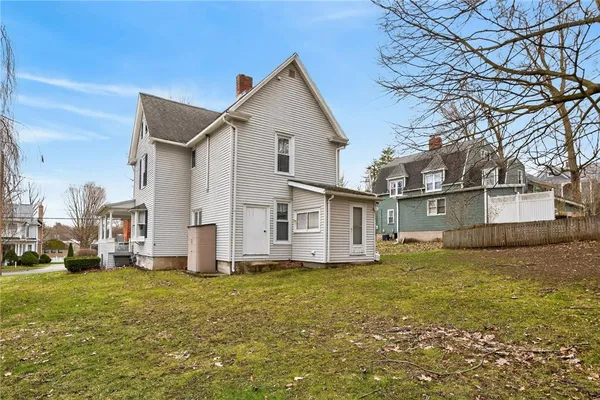 $249,900 | 18 Pleasant Street, Manchester, NY 14432