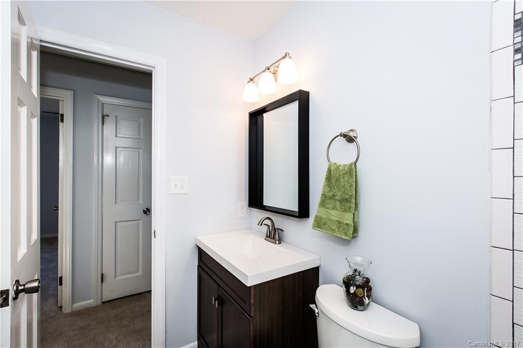 5812 Portburn Road Charlotte, NC 28211 - Photo 21 of 24 Gallery Image 21