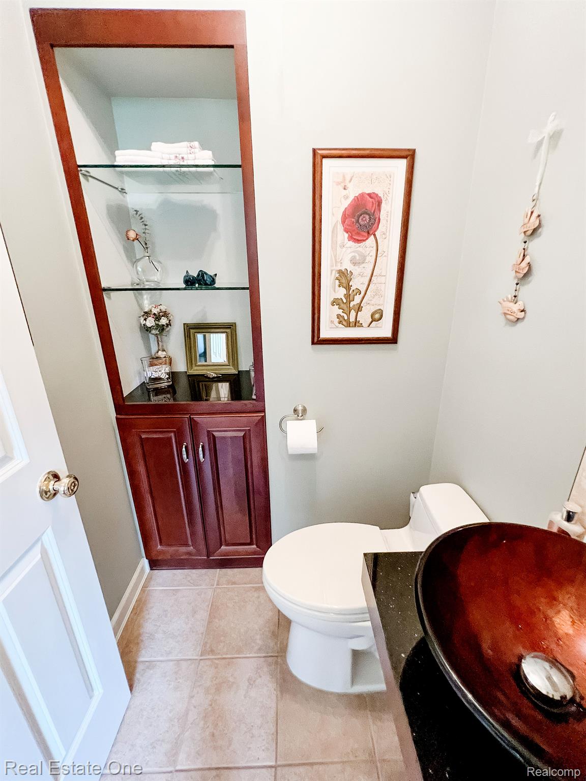 741 Ridgewood Road Rochester, MI 48306 - Photo 20 of 37 Gallery Image 20