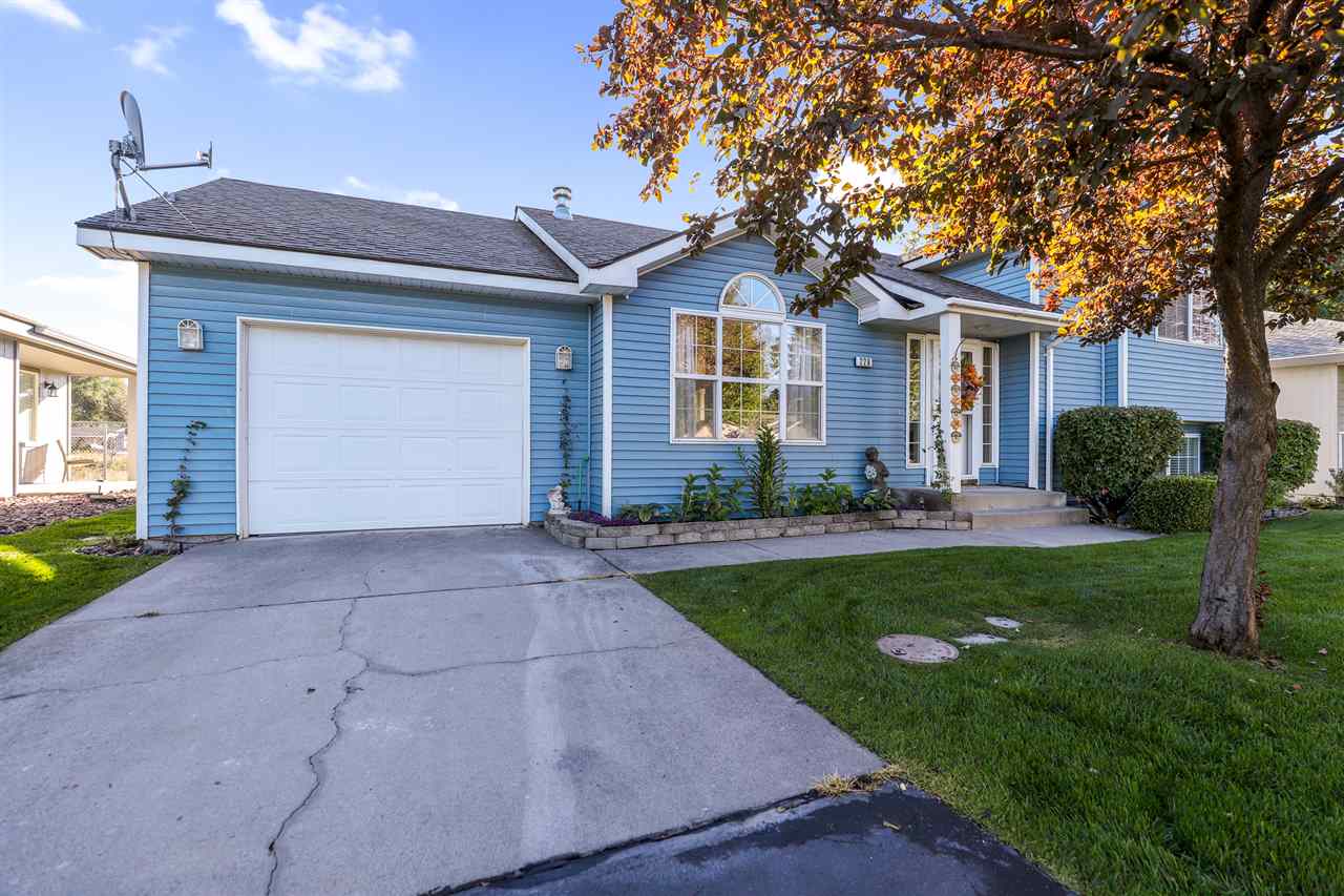 226 North Houk Road Spokane Valley, WA 99216 - Photo 3 of 44
