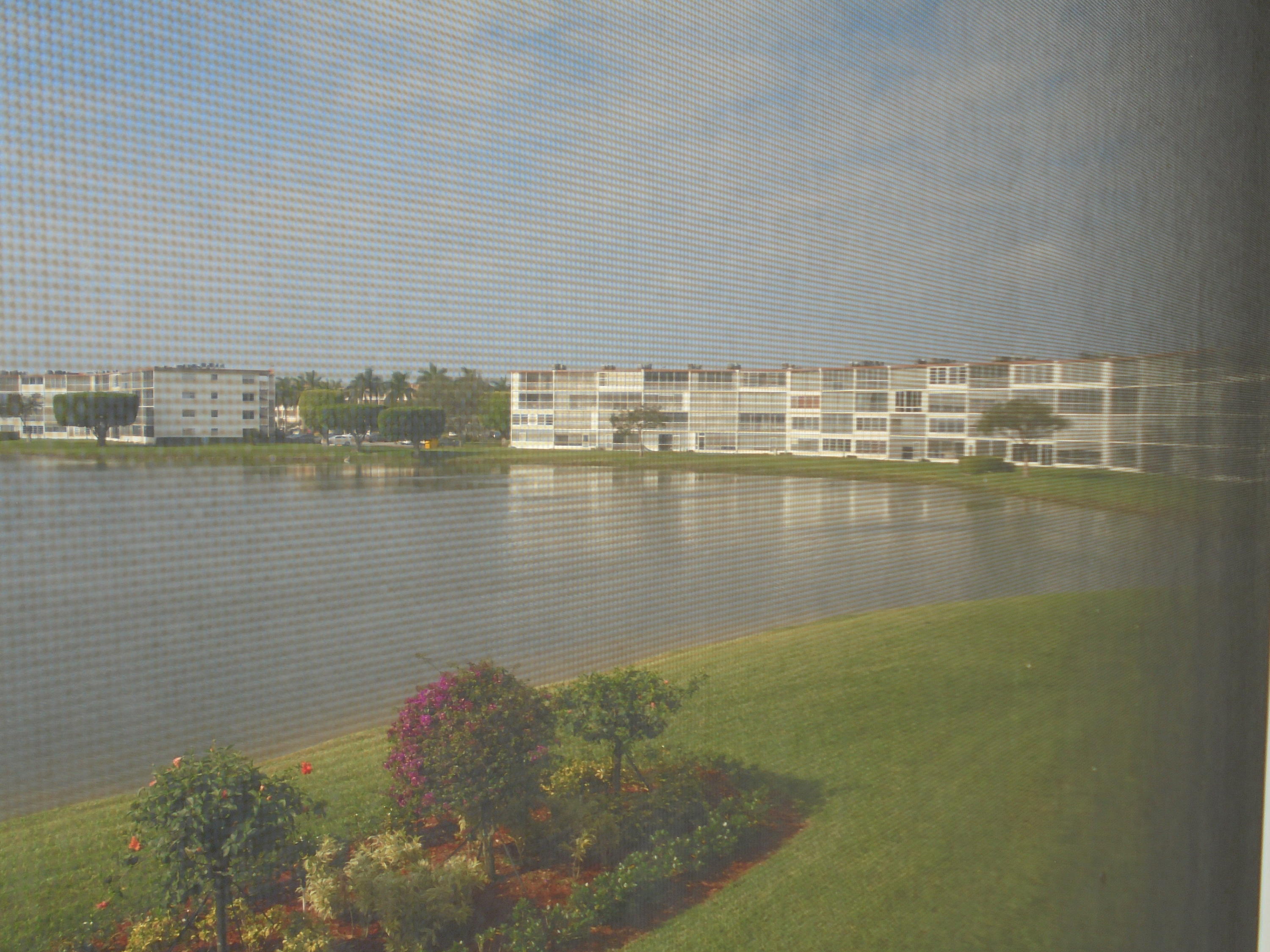 2058 Exeter Boca Raton, FL 33434 - Photo 19 of 20 033