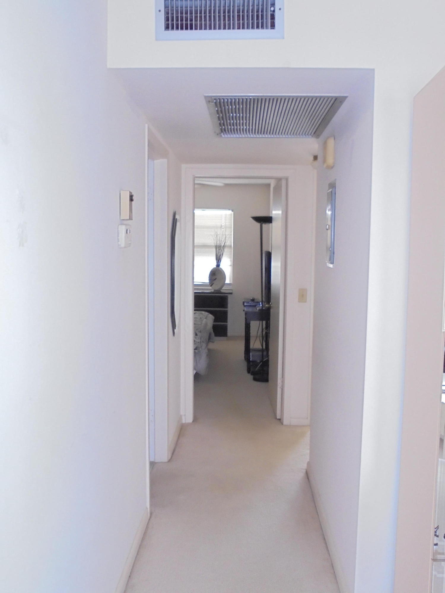 2058 Exeter Boca Raton, FL 33434 - Photo 7 of 20 021