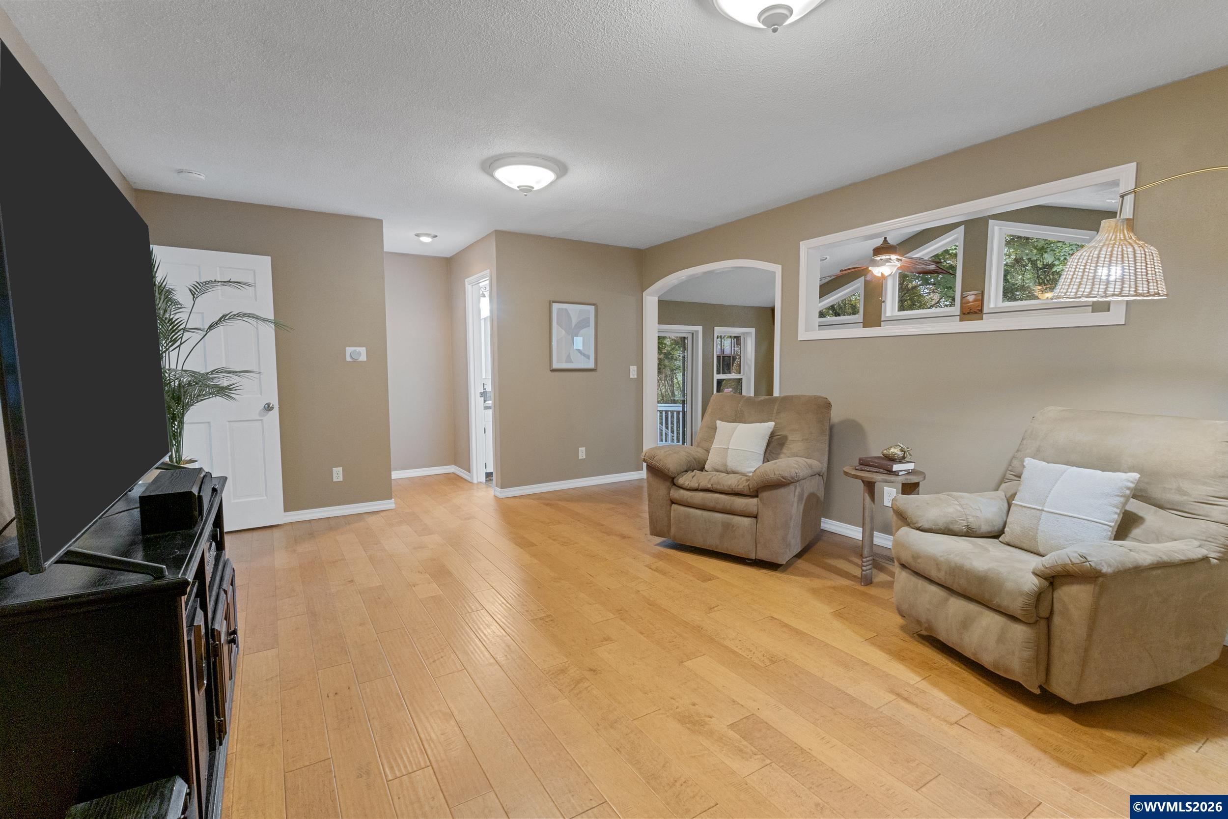 3080 Northwest Kingston Way Albany, OR 97321 - Photo 14 of 30