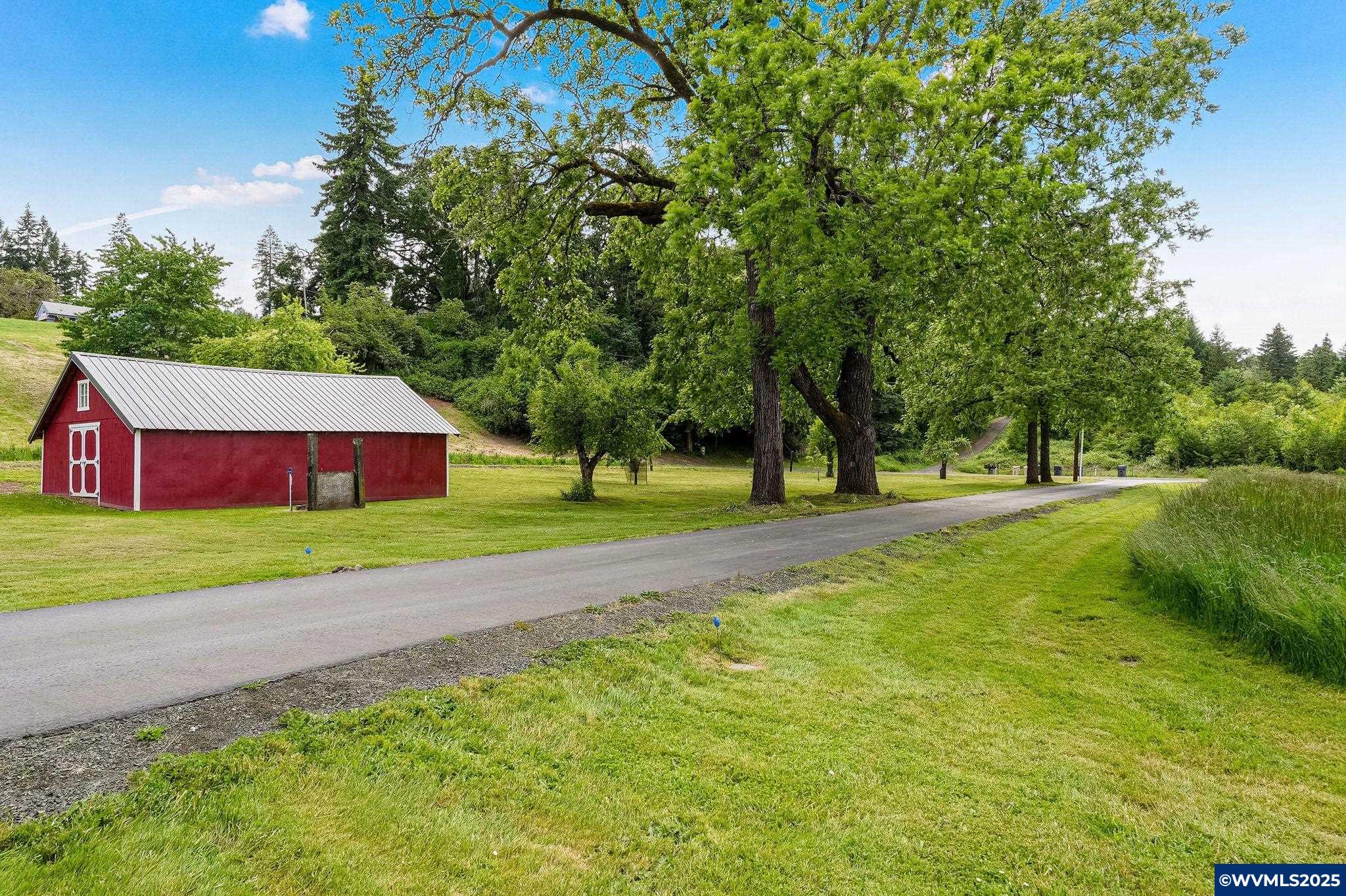 2030 Southeast Godsey Road Dallas, OR 97338 - Photo 45 of 48 Gallery Image 45