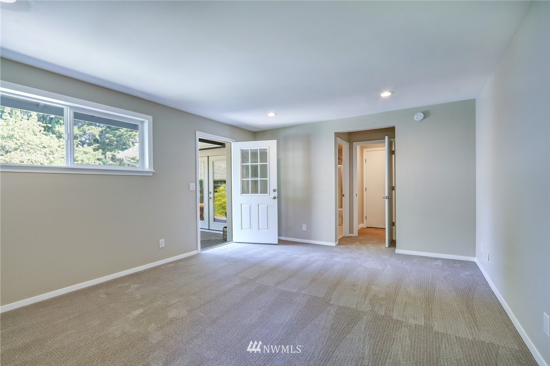 3800 Sunnyslope Road Southwest Port Orchard, WA 98367 - Photo 15 of 32 Gallery Image 15