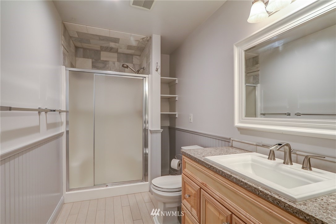 3800 Sunnyslope Road Southwest Port Orchard, WA 98367 - Photo 18 of 32 Gallery Image 18