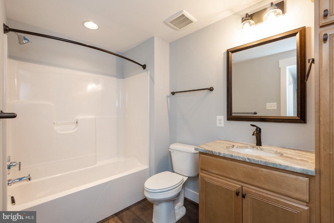 7121 Saddle Road New Market, MD 21774 - Photo 23 of 31 Full bathroom in basement.