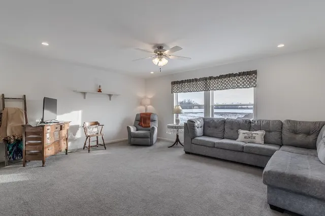 $425,000 | 2015 Essler Drive, St. Peter, MN 56082