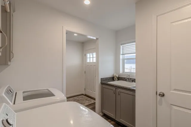 $425,000 | 2015 Essler Drive, St. Peter, MN 56082