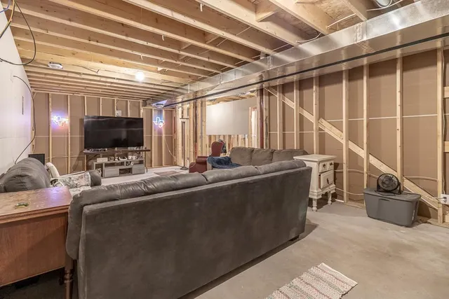 $425,000 | 2015 Essler Drive, St. Peter, MN 56082