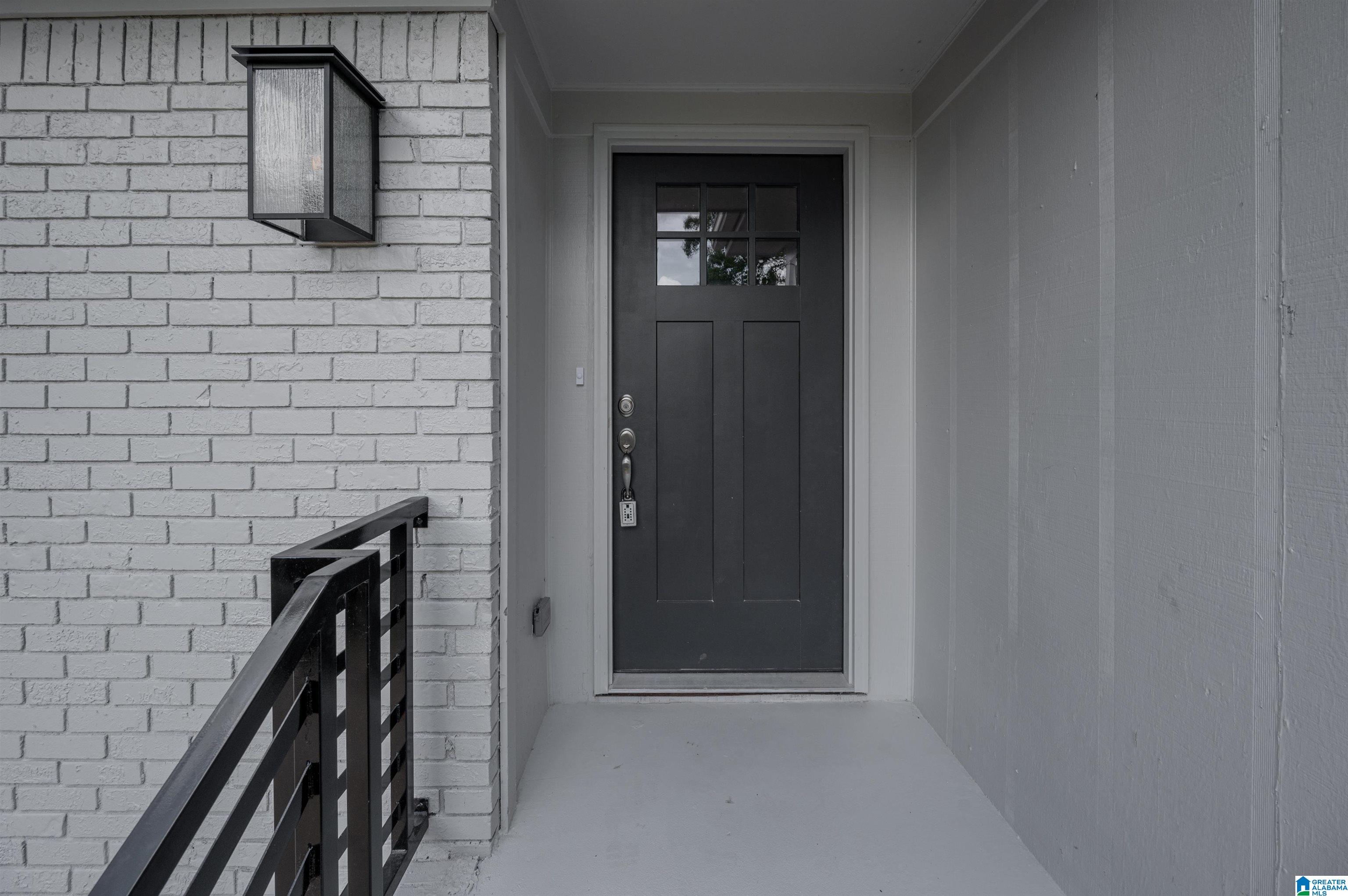 1006 Wickford Road Birmingham, AL 35216 - Photo 3 of 50