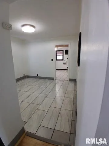 $169,900 | 408 North 7th Street, La Grange, MO 63448