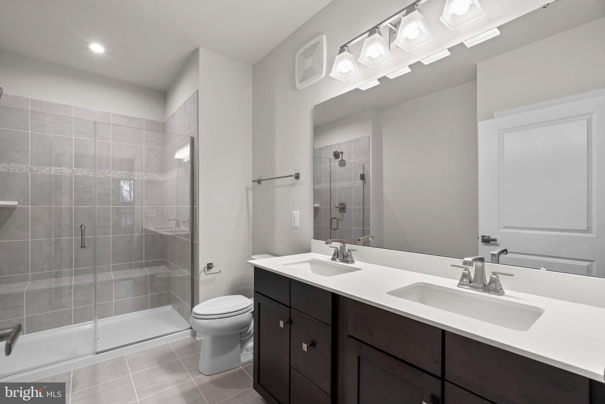 10411 Resort Road, Unit P Ellicott City, MD 21042 - Photo 21 of 32 Bathroom