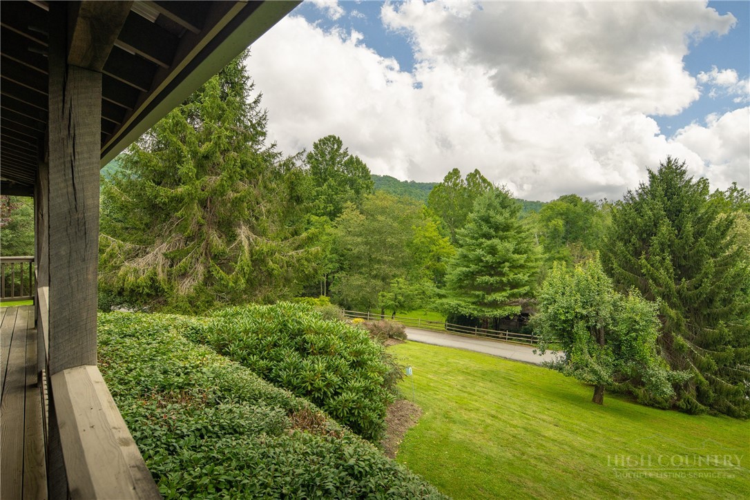 276 East Rivers Edge Boone, NC 28607 - Photo 6 of 50 Gallery Image 6
