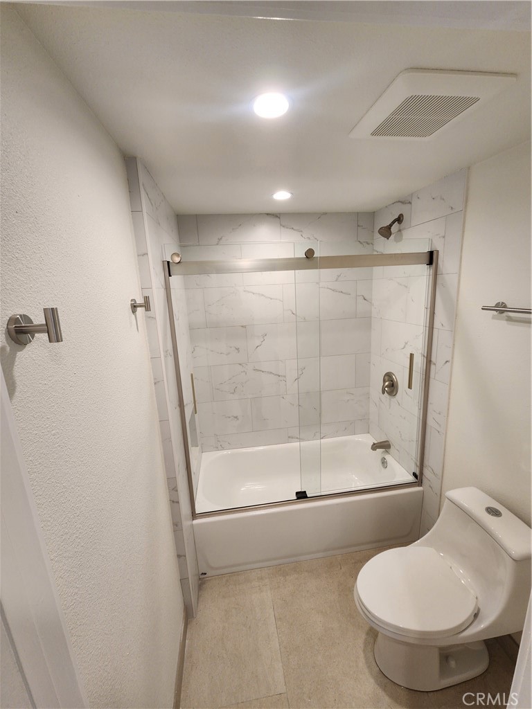 418 Avenida Santa Barbara, Unit B San Clemente, CA 92672 - Photo 27 of 52 a bathroom with a toilet and a shower