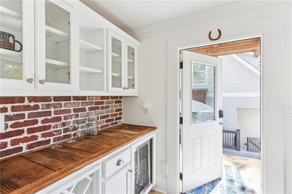 29 Sessions Street Northwest Marietta, GA 30060 - Photo 20 of 39 a view of a kitchen