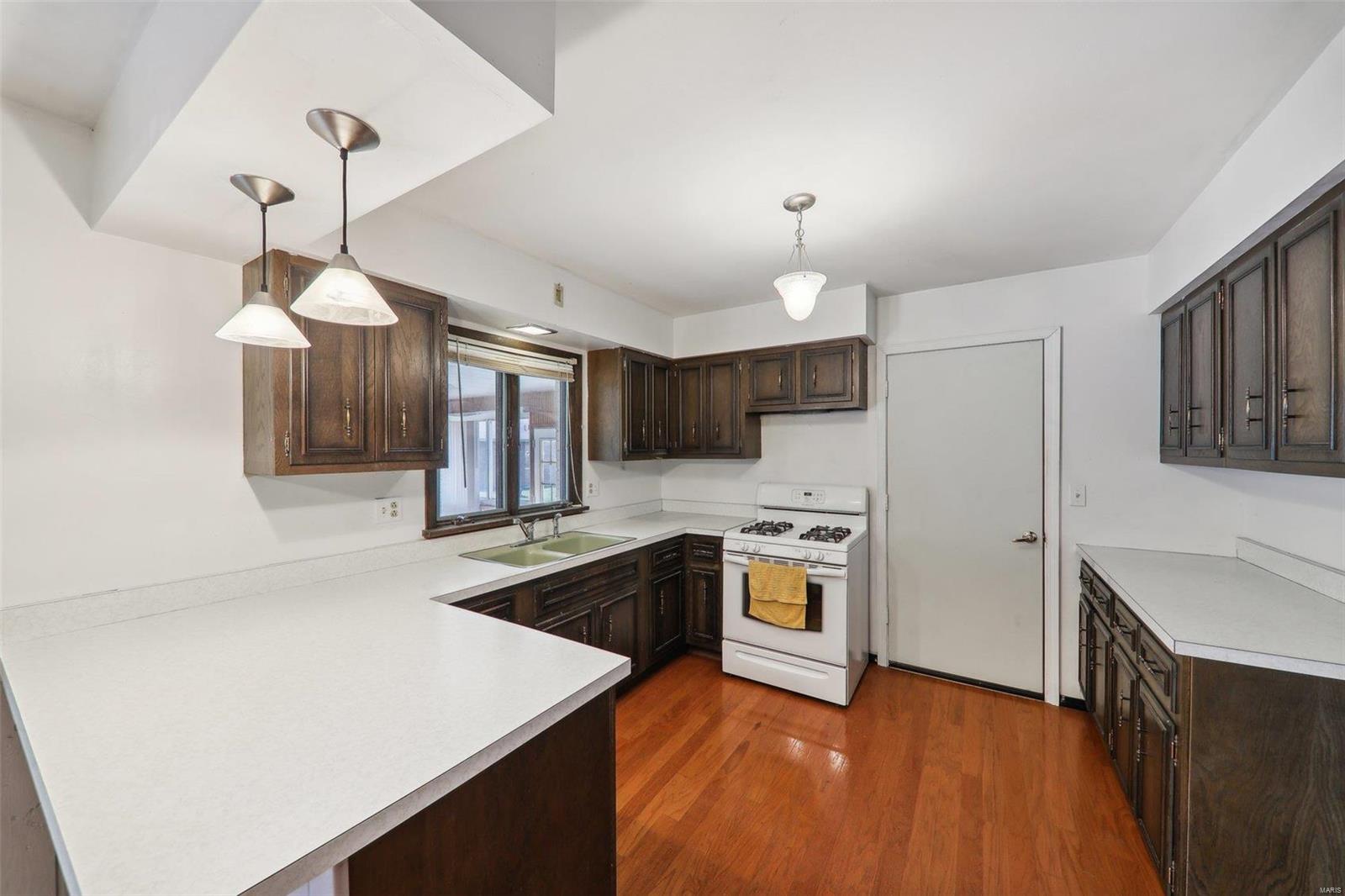 240 North 5th Street Breese, IL 62230 - Photo 21 of 45 Gallery Image 21