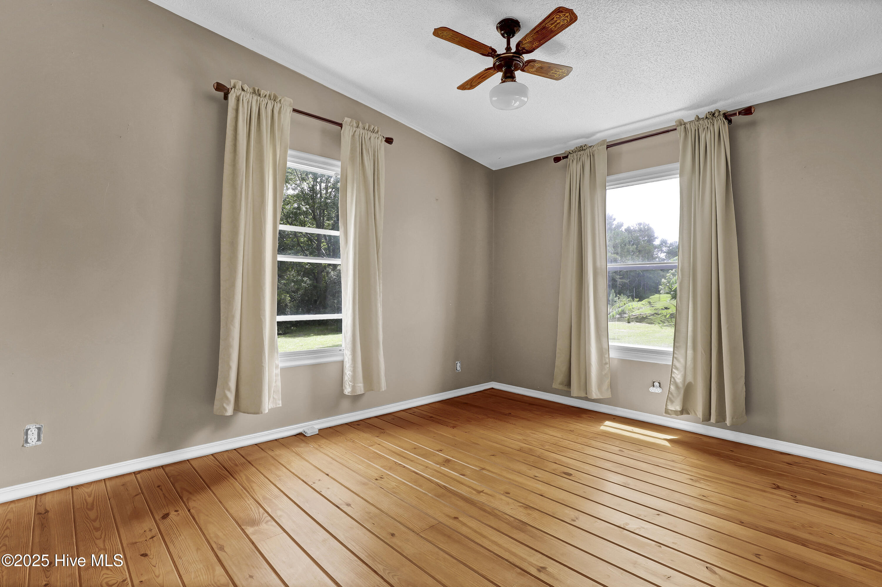 338 Lea Crest Lane Hampstead, NC 28443 - Photo 17 of 34 015_6g8a4986_64