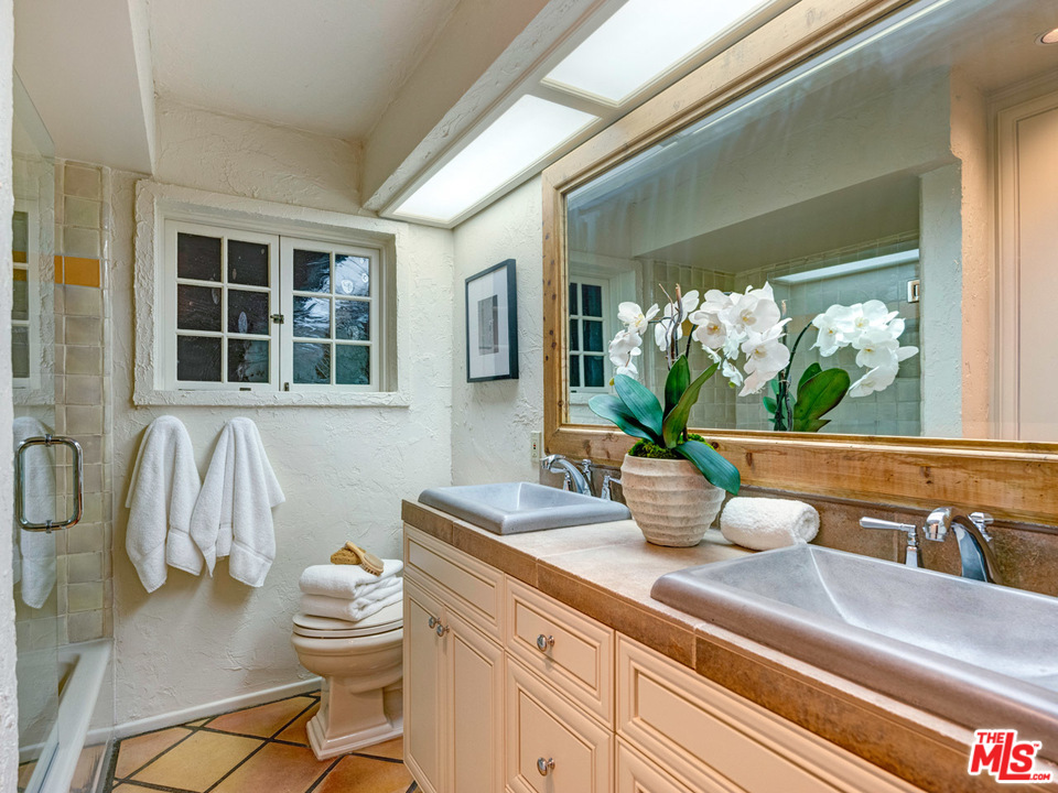 7501 Whitlock Avenue Playa del Rey, CA 90293 - Photo 15 of 30