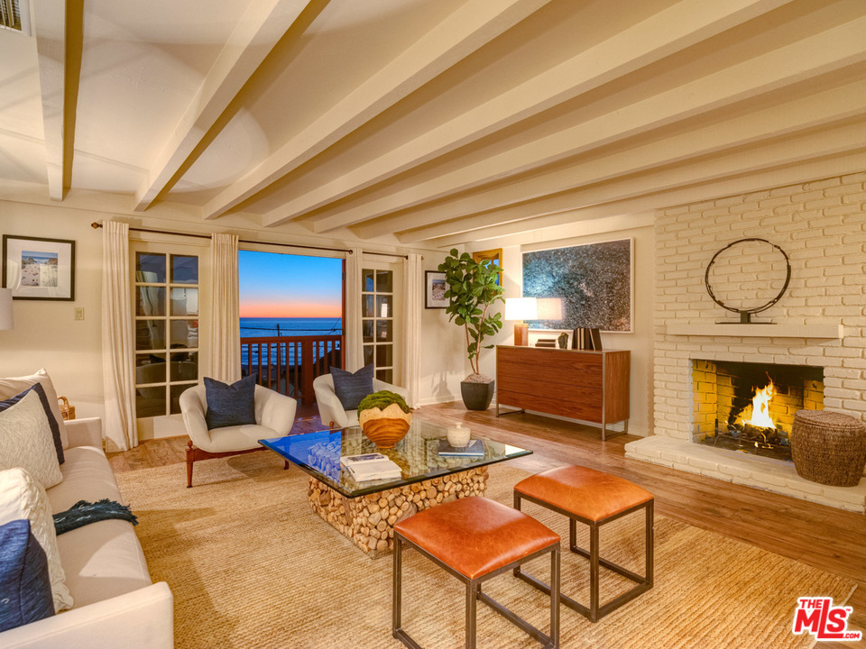 7501 Whitlock Avenue Playa del Rey, CA 90293 - Photo 18 of 30