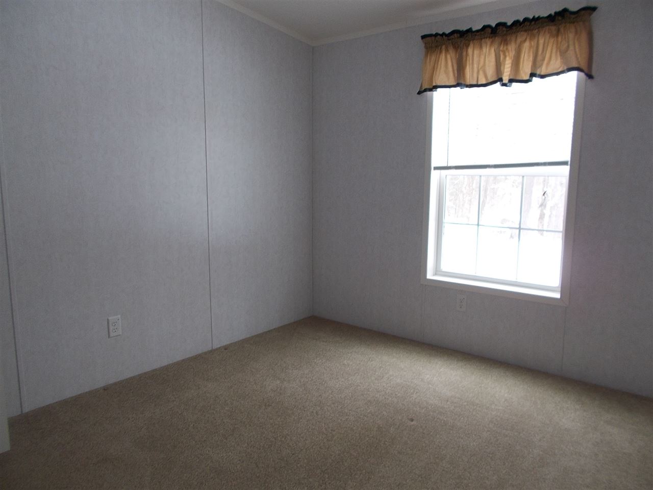 178 Dry Hill Road Rochester, NH 03867 - Photo 7 of 11