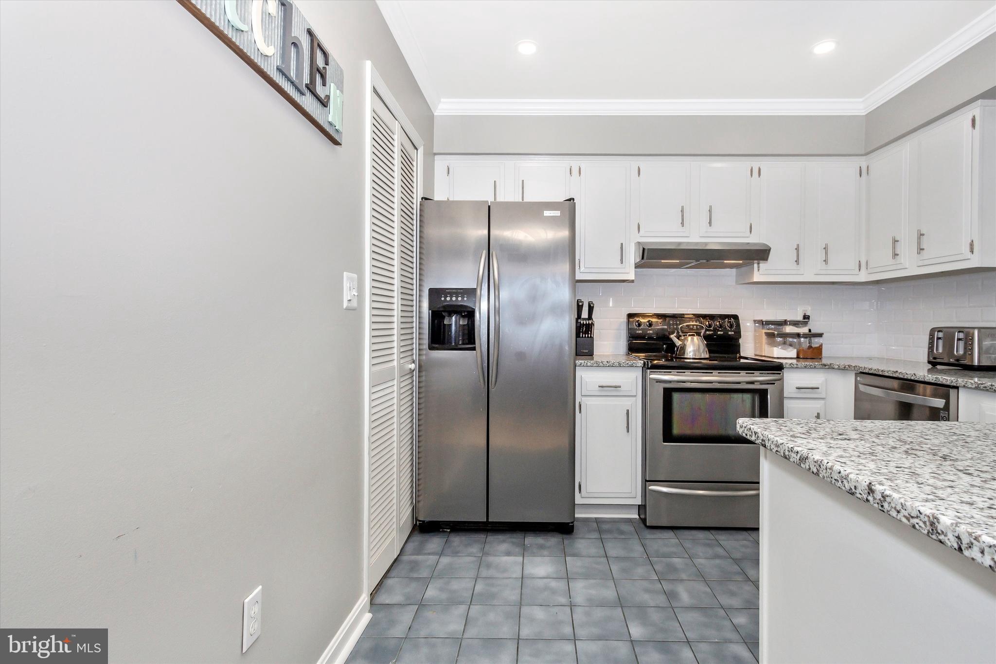 12145 Dove Circle Laurel, MD 20708 - Photo 12 of 39 Gallery Image 12