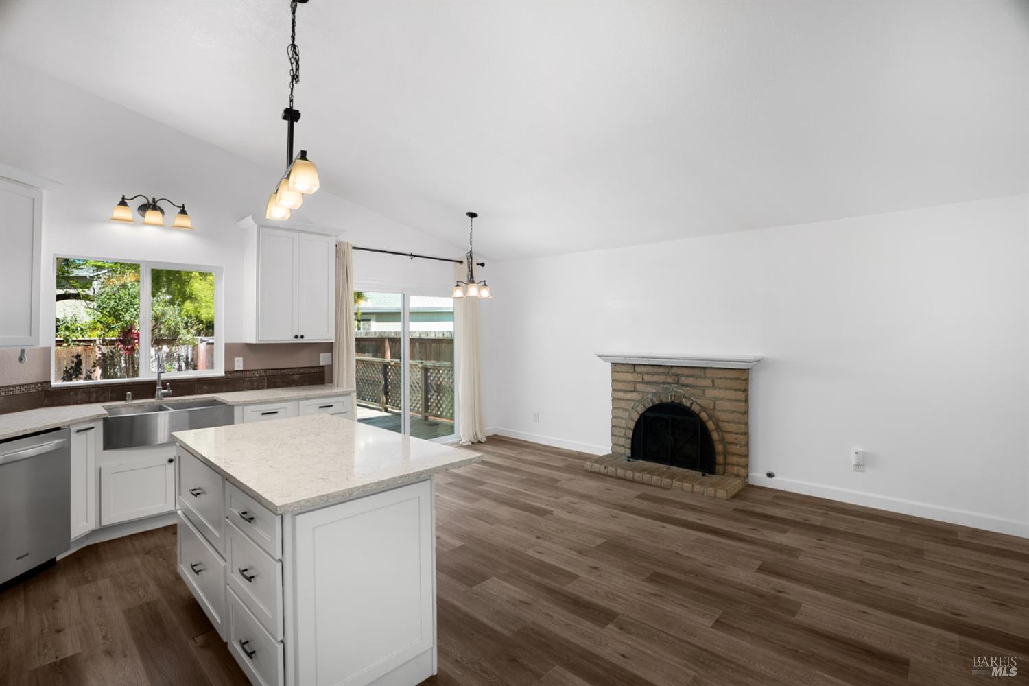 1724 Arroyo Sierra Circle Santa Rosa, CA 95405 - Photo 13 of 39