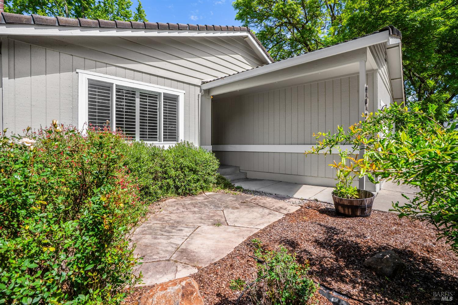 1724 Arroyo Sierra Circle Santa Rosa, CA 95405 - Photo 3 of 39
