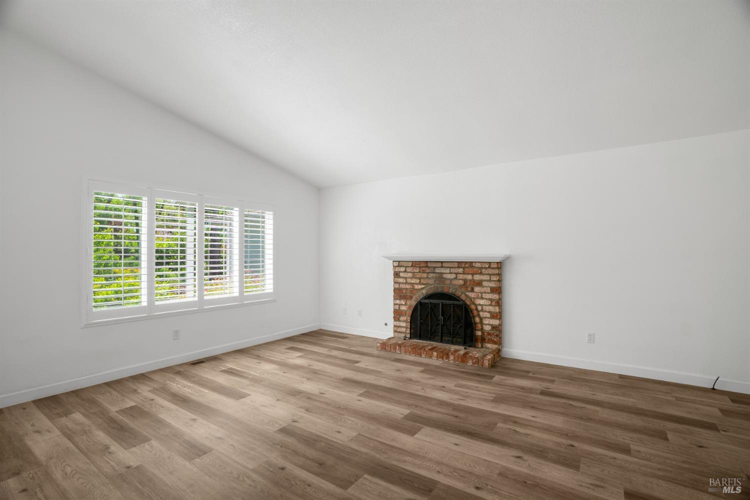 1724 Arroyo Sierra Circle Santa Rosa, CA 95405 - Photo 6 of 39