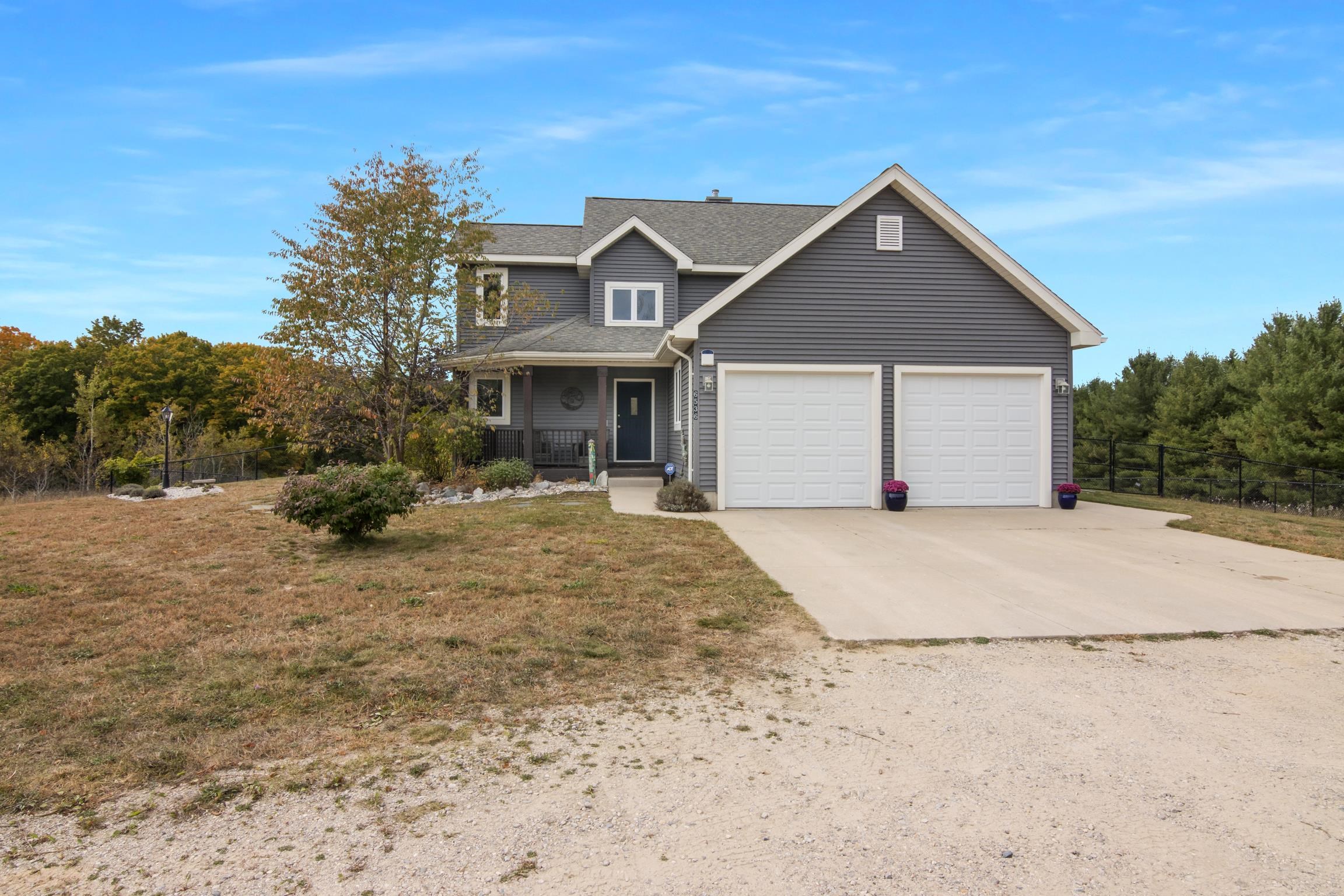 6536 Indian Hill Road Honor, MI 49640 - Photo 5 of 38