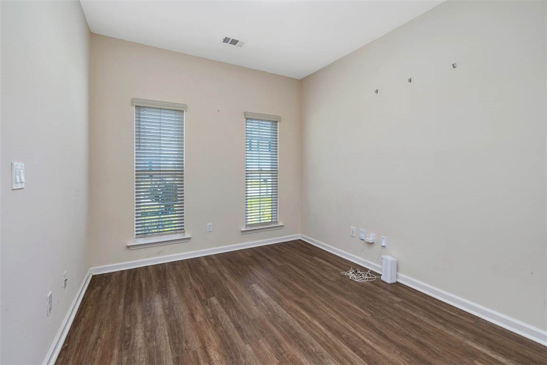 231 Chestnut Drive Brunswick, GA 31523 - Photo 15 of 43