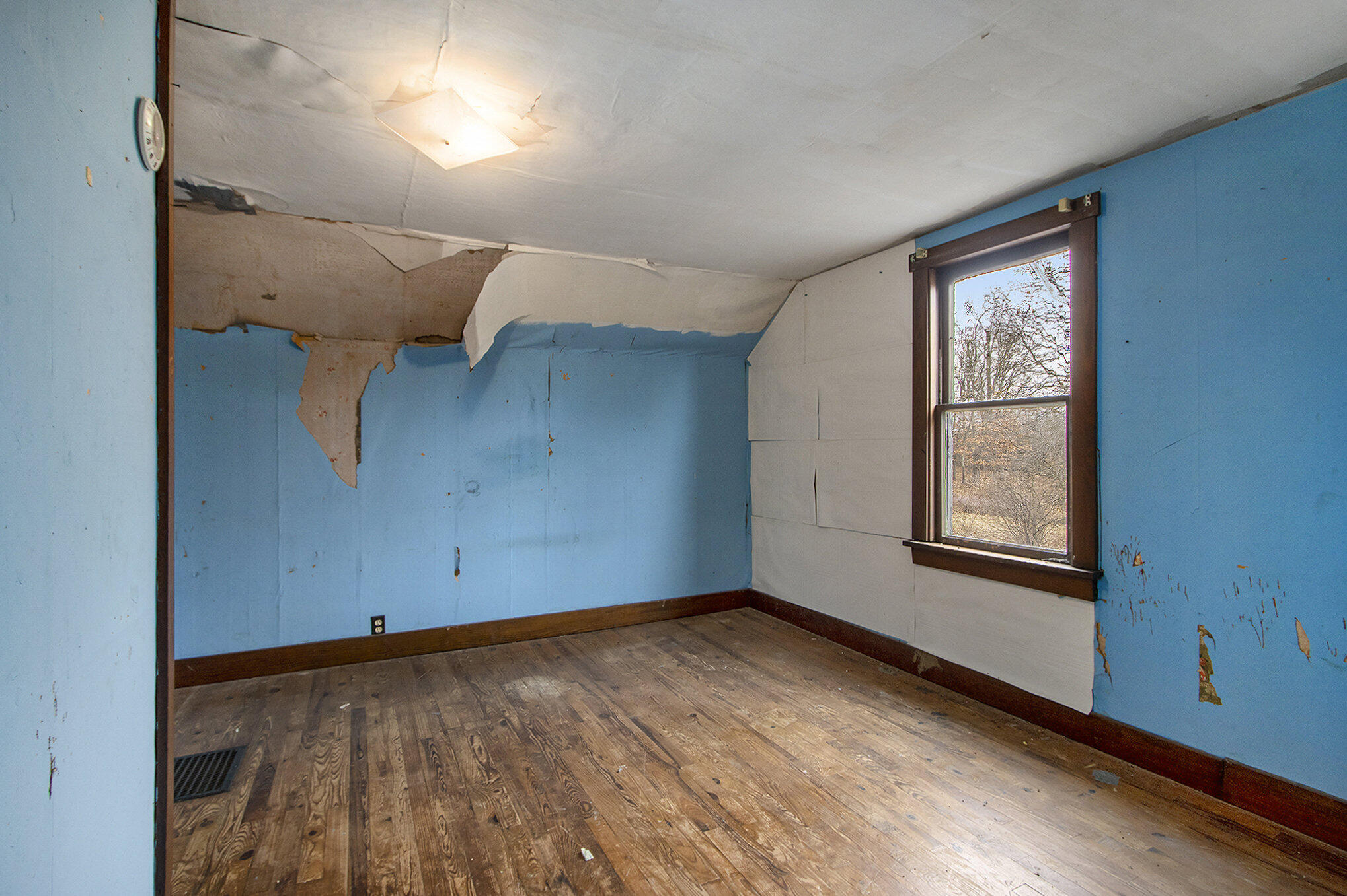402 Herman Road Battle Creek, MI 49014 - Photo 19 of 40 019_402herman_36