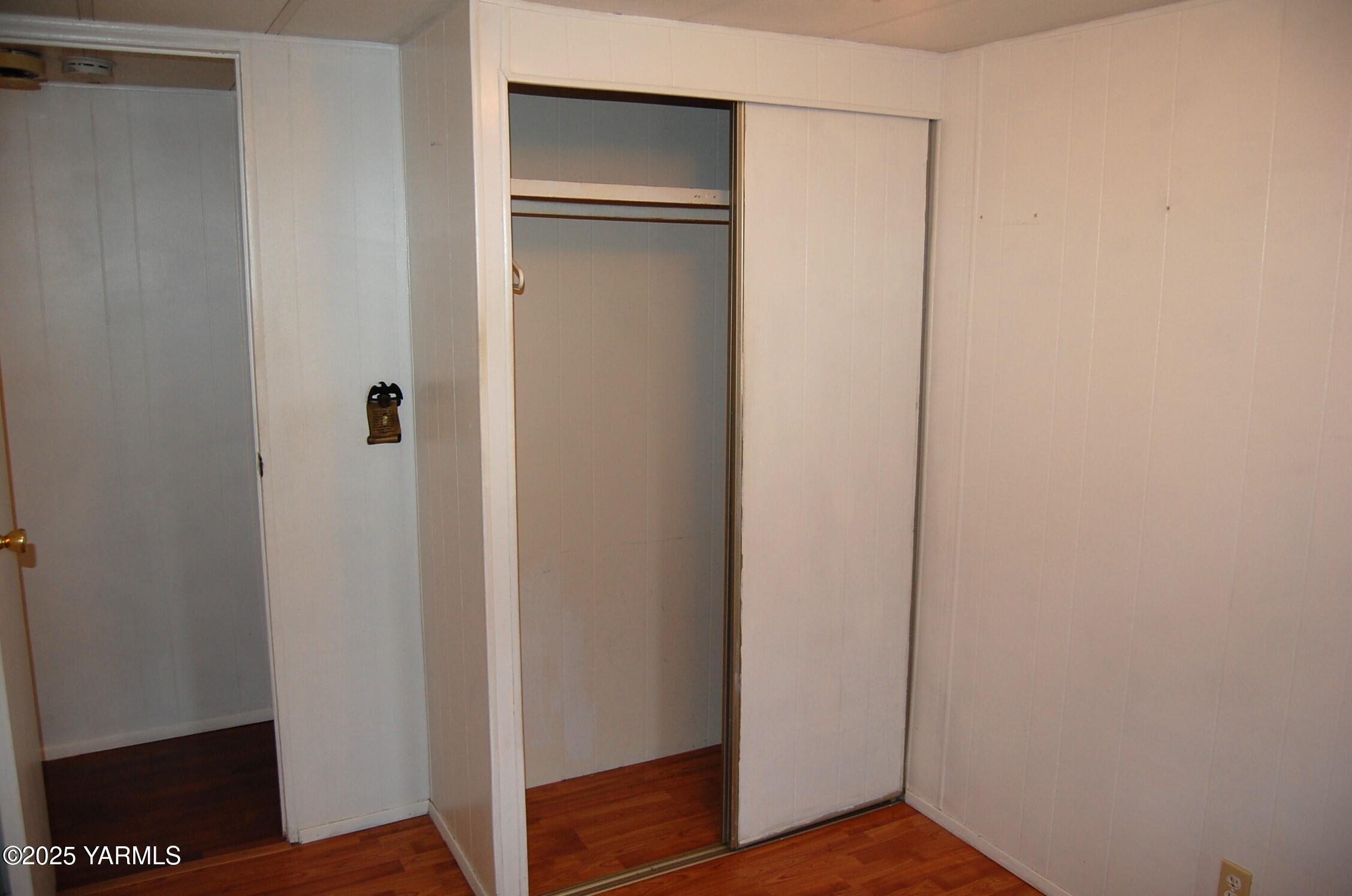 2205 Butterfield Road, Unit 14 Yakima, WA 98901 - Photo 8 of 13 a view of closet