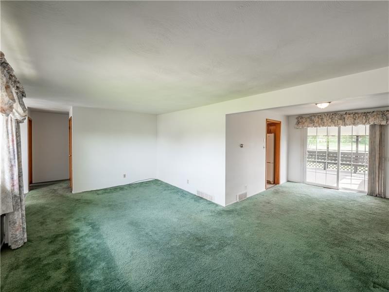 126 Andrews Trace Butler, PA 16001 - Photo 4 of 18