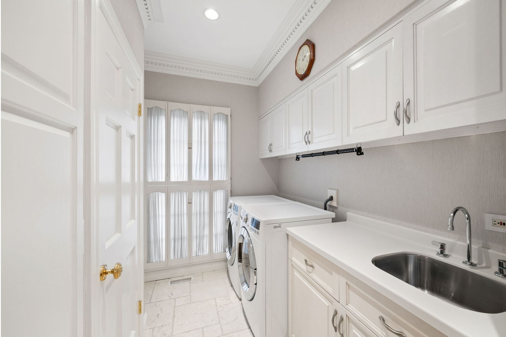 320 Woodley Road Winnetka, IL 60093 - Photo 20 of 53