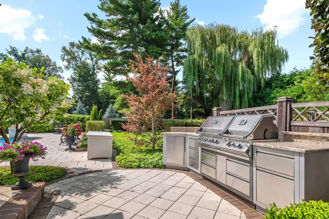 $5,349,000 | 320 Woodley Road, Winnetka, IL 60093