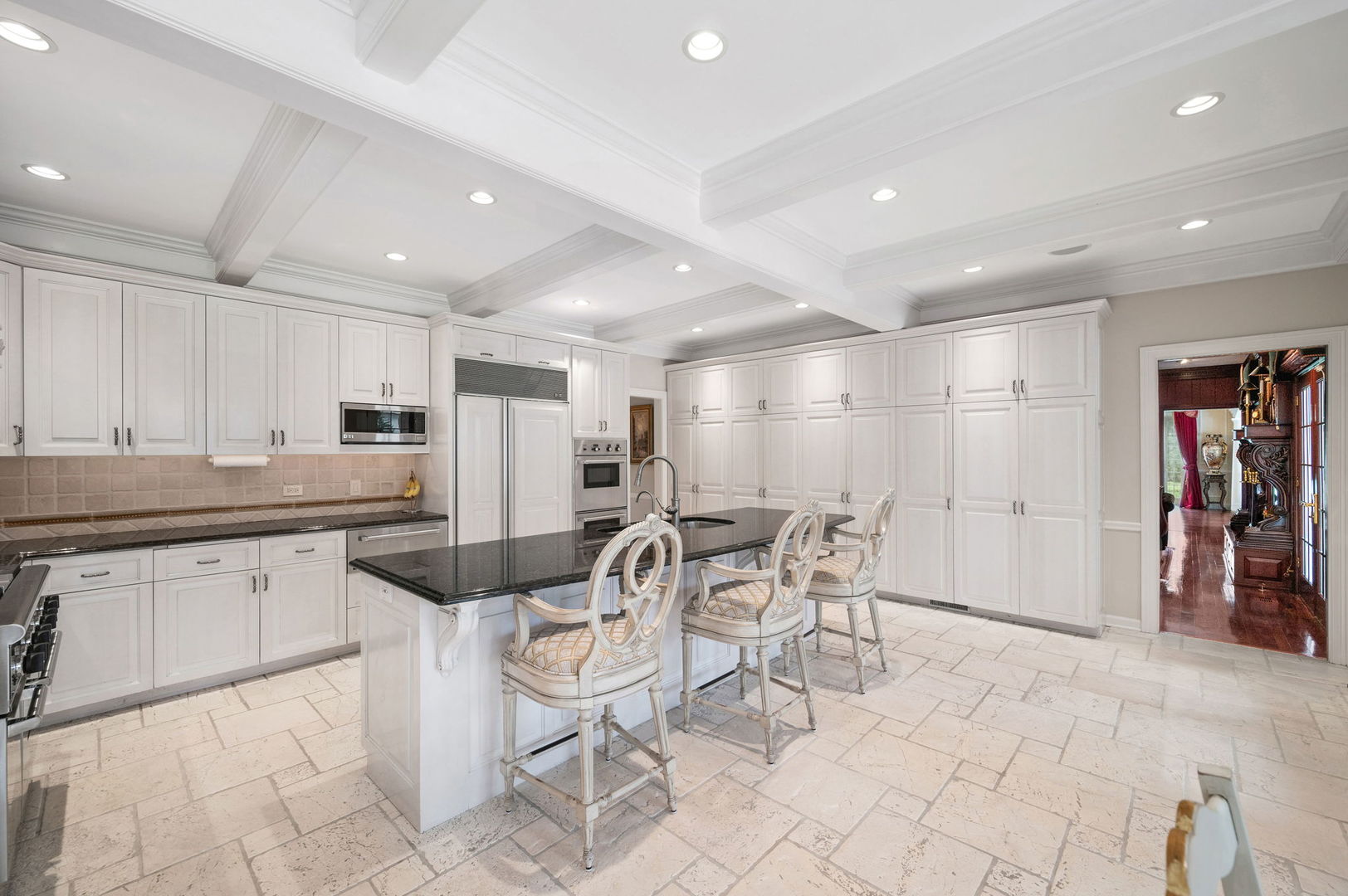 320 Woodley Road Winnetka, IL 60093 - Photo 10 of 53