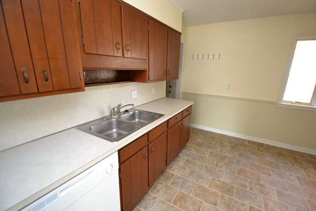 3116 West Amherst Road Muncie, IN 47304 - Photo 4 of 11