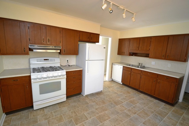 3116 West Amherst Road Muncie, IN 47304 - Photo 5 of 11