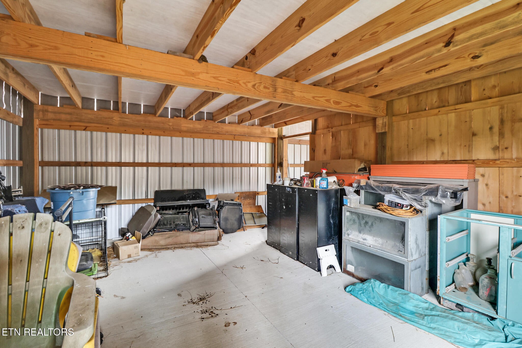 4676 Rugby Pike Allardt, TN 38504 - Photo 27 of 50 a view of a chairs and tables in patio