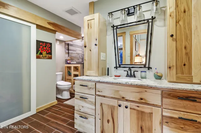 $475,000 | 4676 Rugby Pike, Allardt, TN 38504