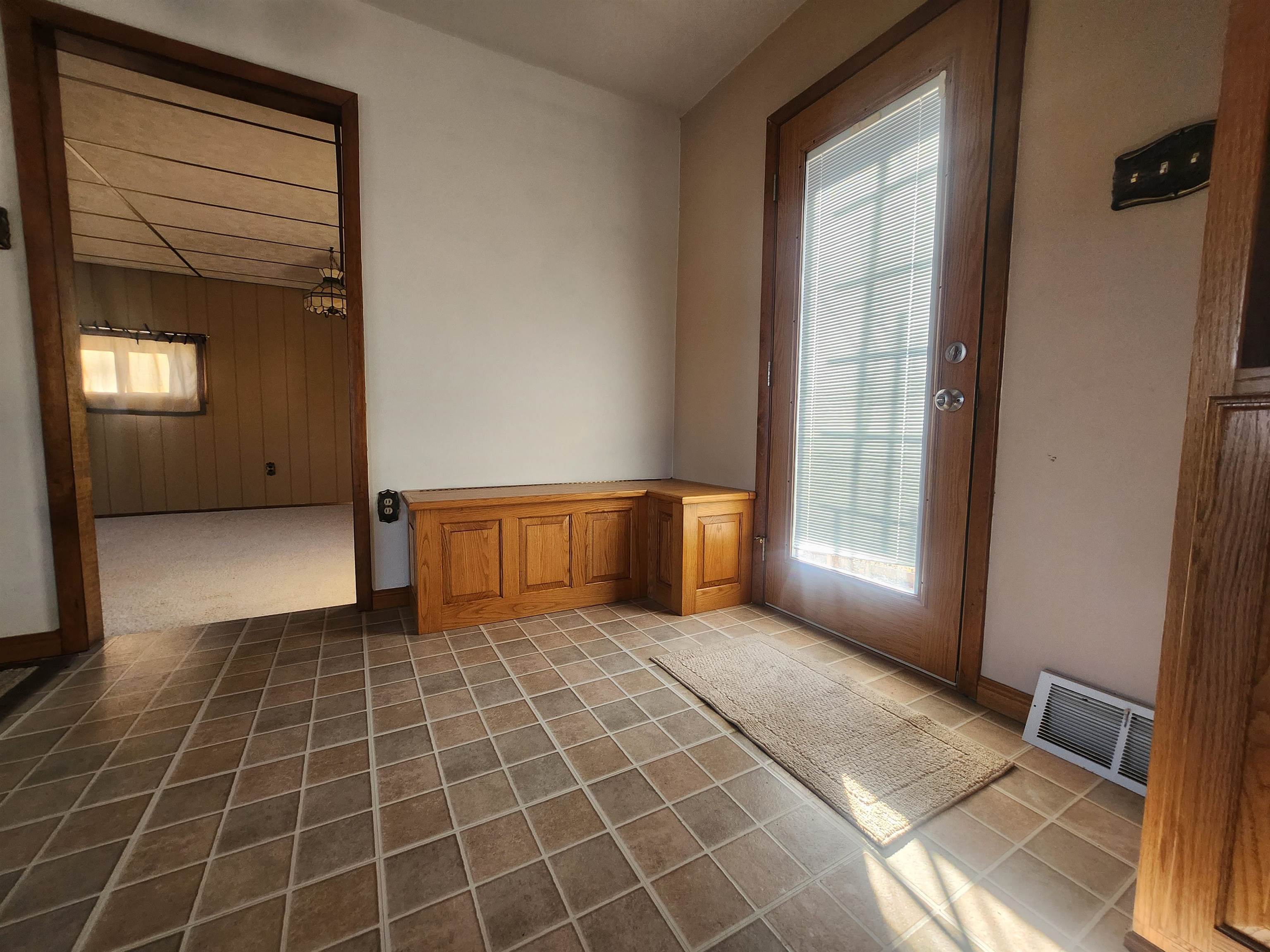 458 West Maple Street Nashville, IL 62263 - Photo 12 of 27