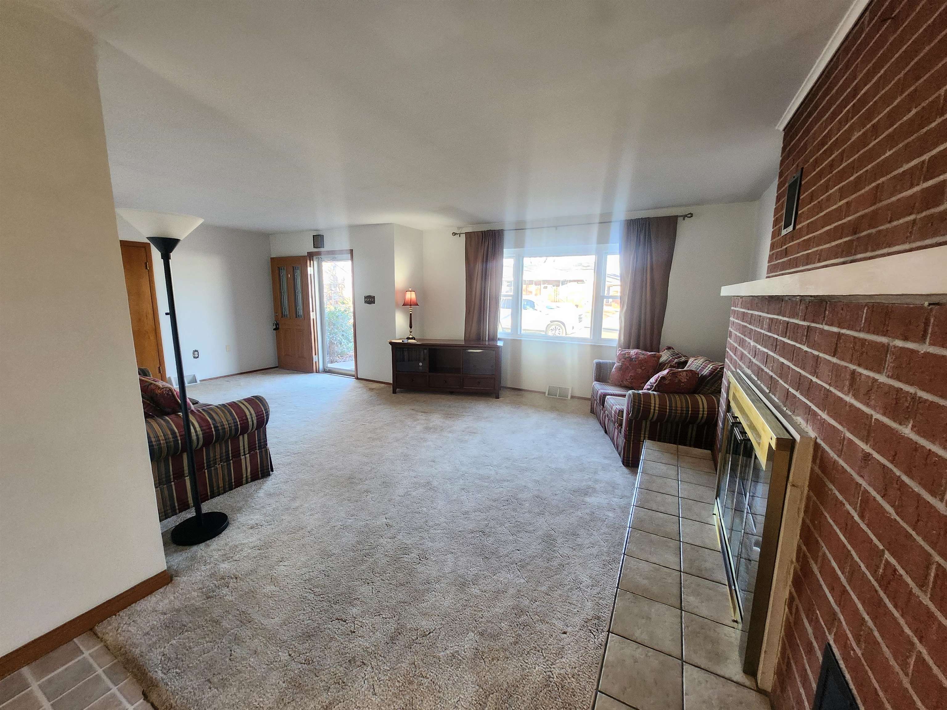 458 West Maple Street Nashville, IL 62263 - Photo 10 of 27