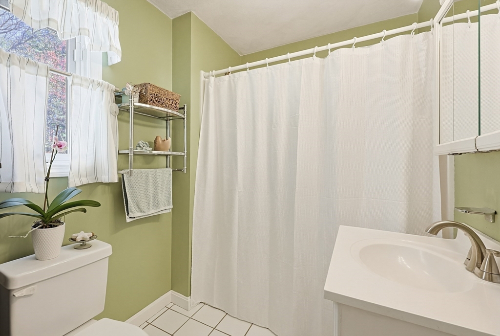 234 Allen Road Billerica, MA 01821 - Photo 18 of 38 Gallery Image 18