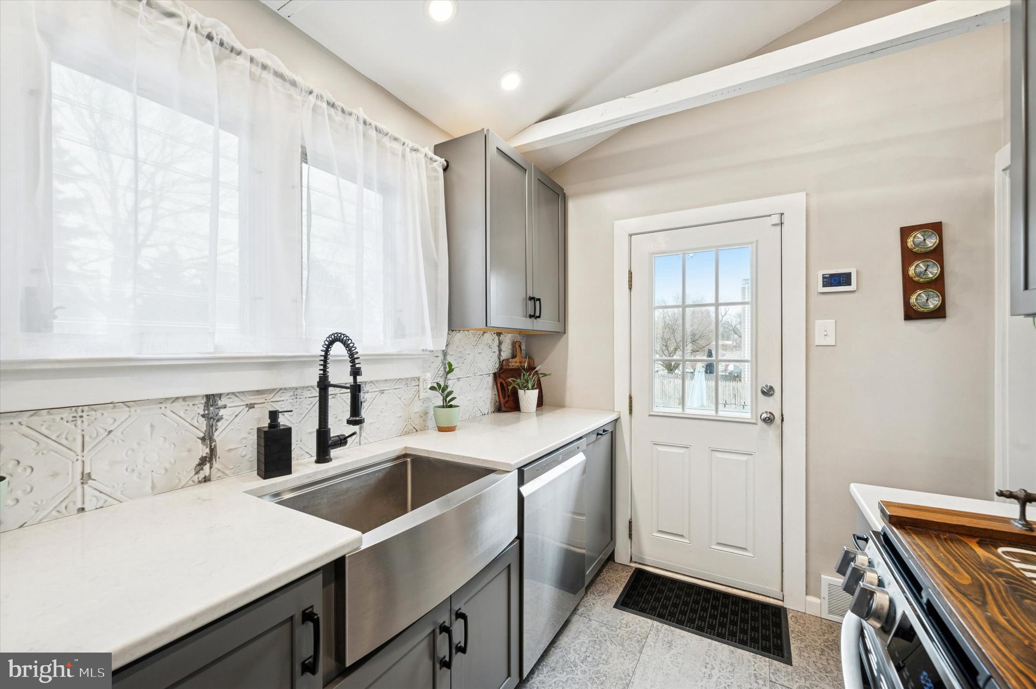 137 Myrtle Avenue Cheltenham, PA 19012 - Photo 14 of 24