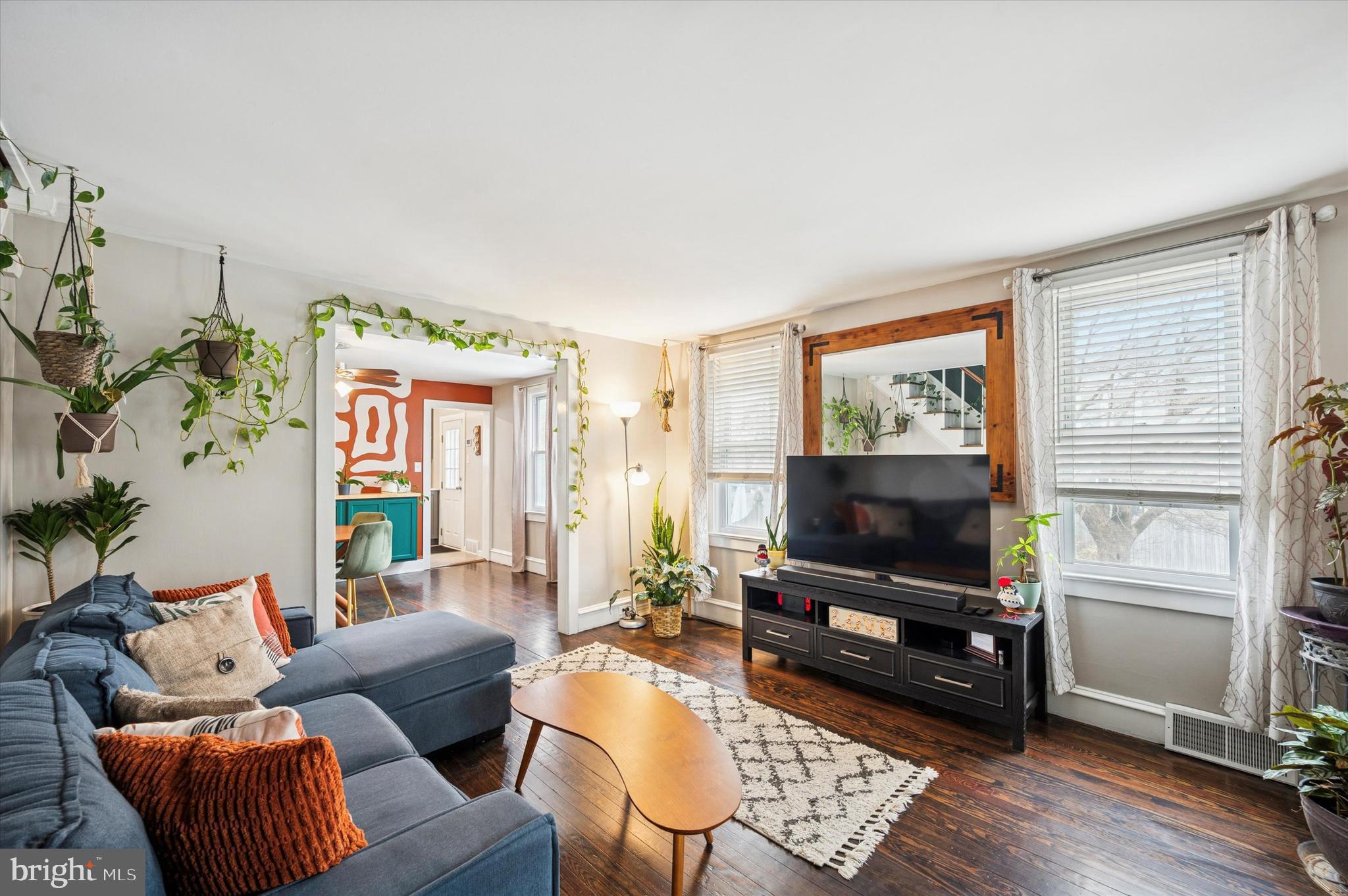 137 Myrtle Avenue Cheltenham, PA 19012 - Photo 5 of 24